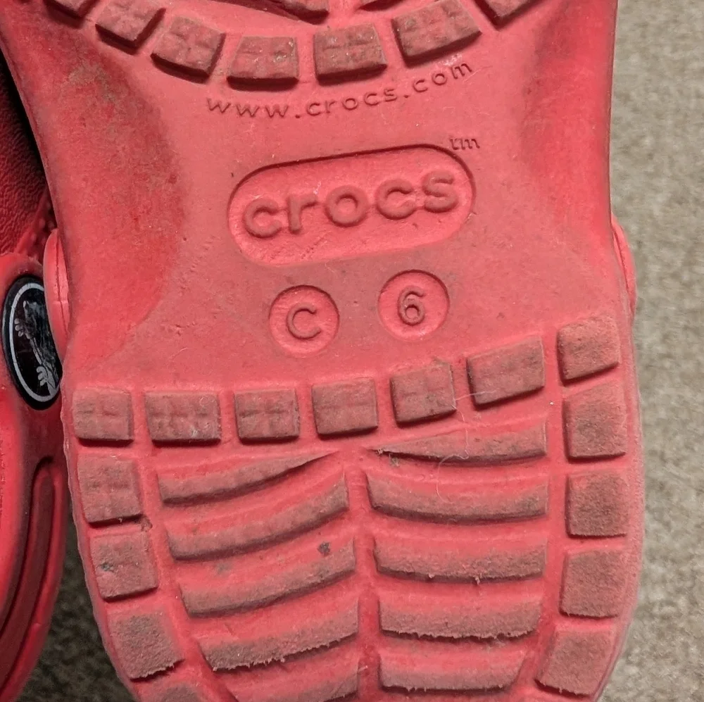 CROCS Child Kids Size 6 Boys Girls Toddler Red Sandals